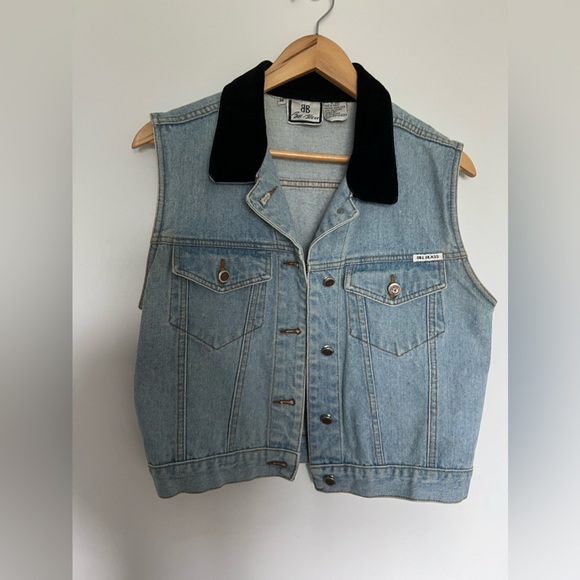 Jean Vest - Picture 3 of 4